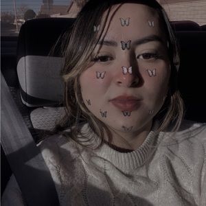 Meet your Posher, Mariela